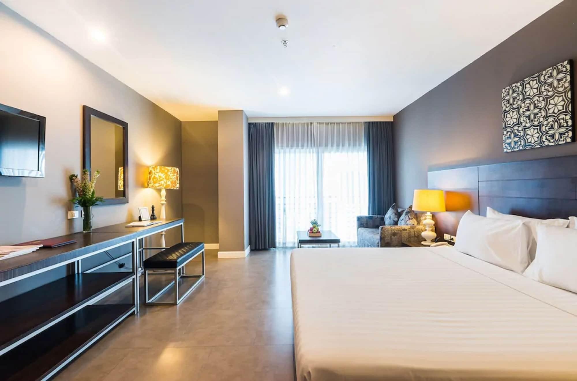 Sea Me Spring Tree Hotel (Adults Only) Pattaya Exterior foto