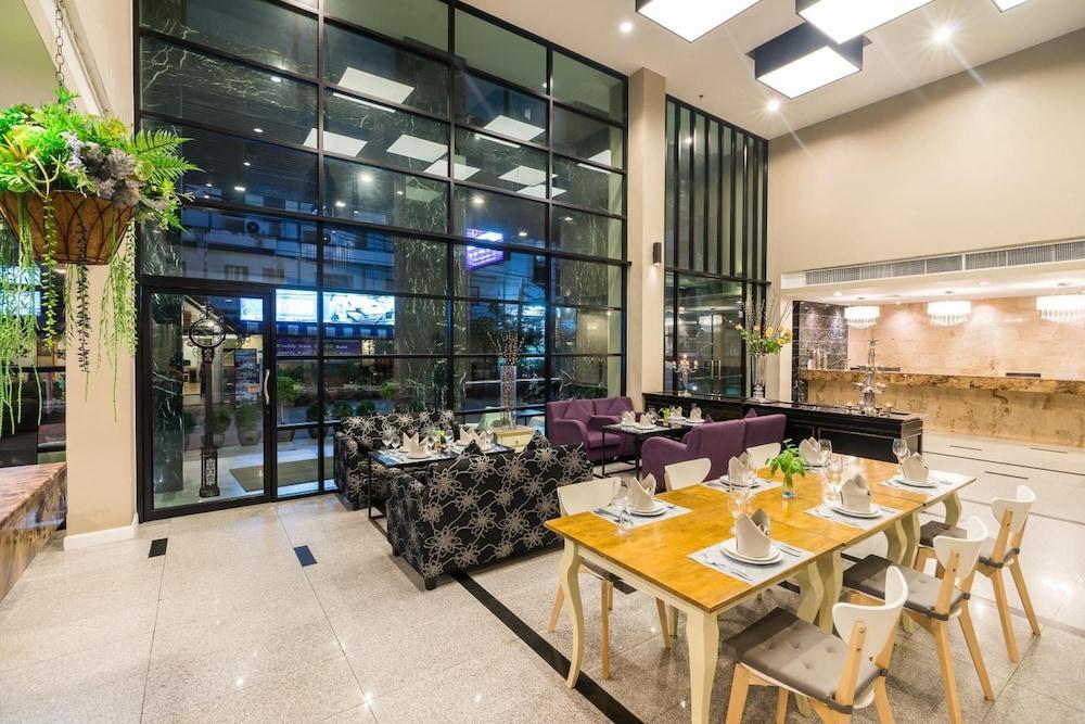 Sea Me Spring Tree Hotel (Adults Only) Pattaya Exterior foto